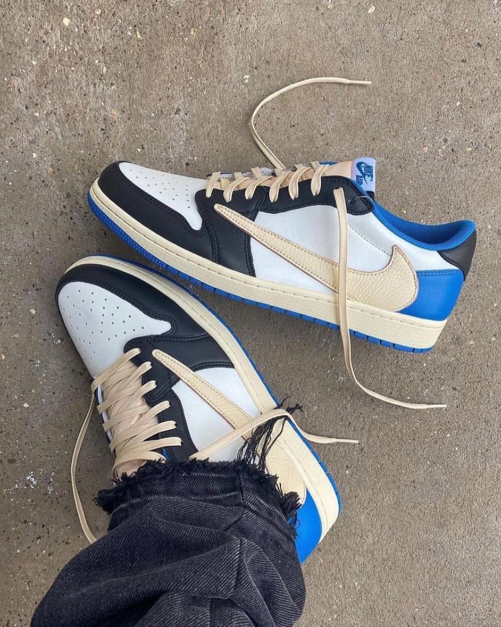 Travis Scott x Jordan 1 Low "Fragment"