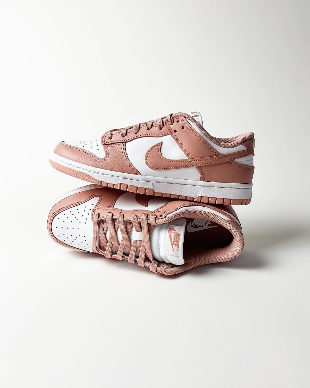 Nike Sb Dunk Low 'Whisper Rose'