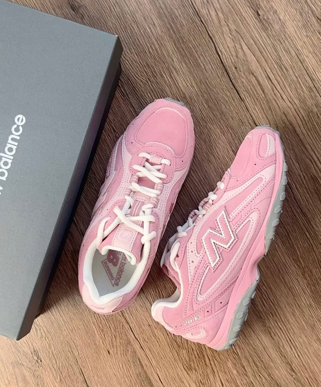 New Balance 204L “Pink Taffy"