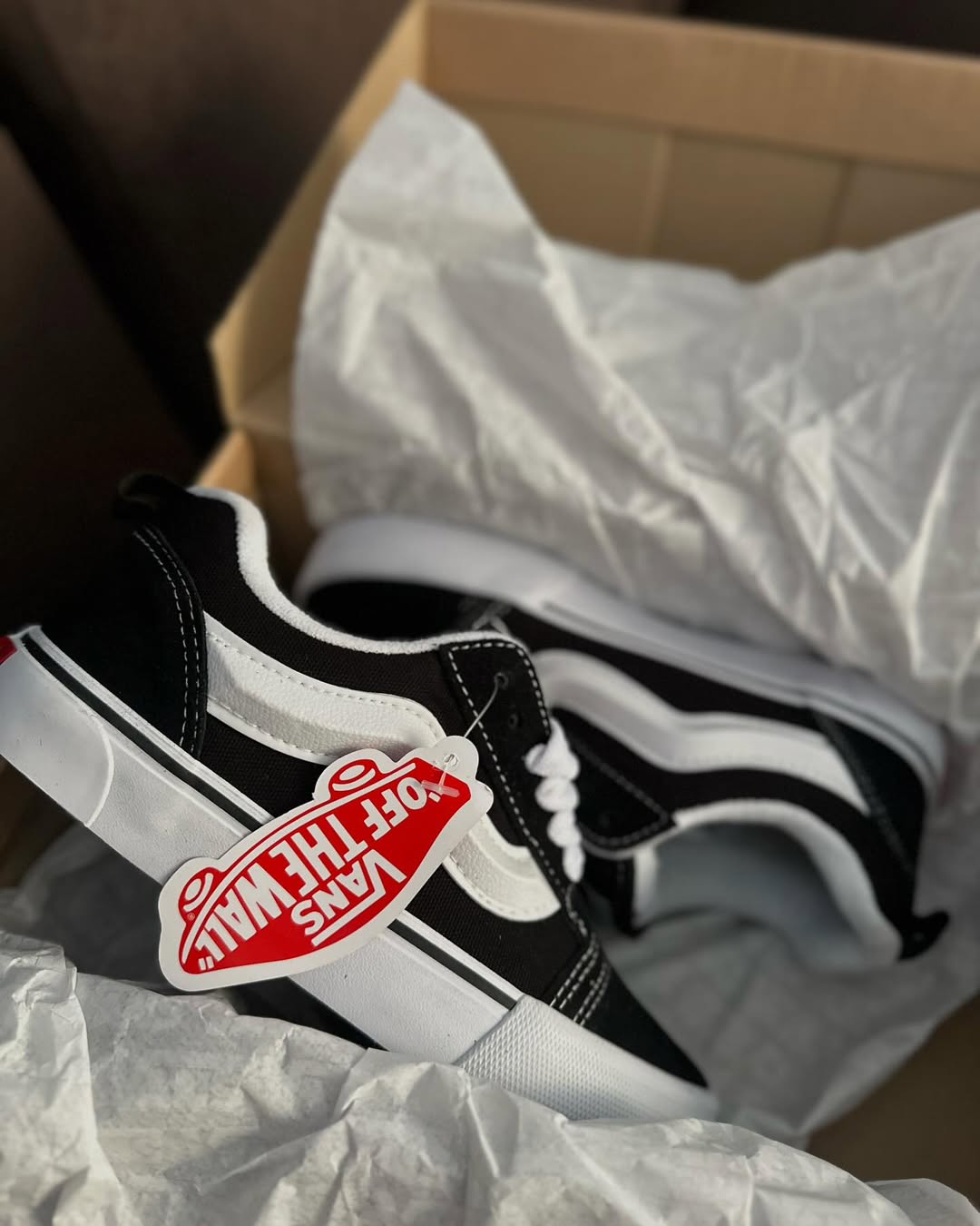 Vans Knu Skool 'Black White'