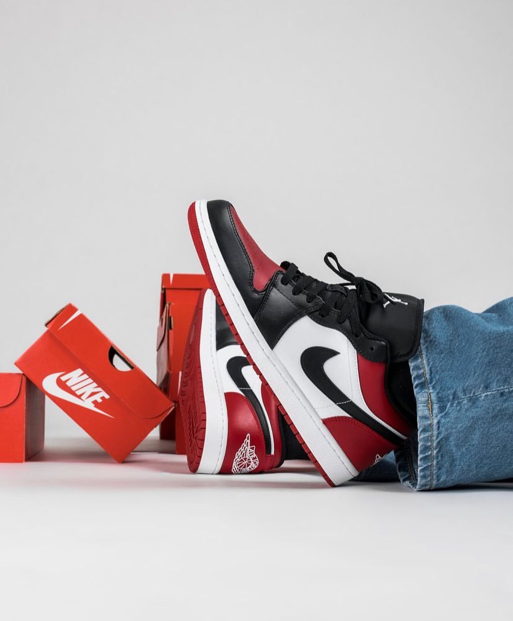 Nike Air Jordan Retro1 Low "Bred Toe" (Semi UA)