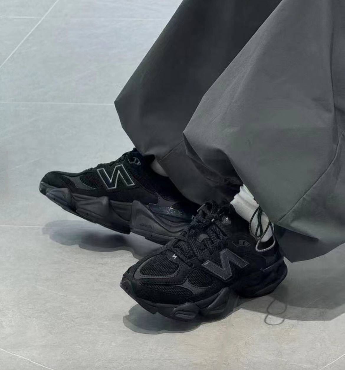 New Balance 9060 "Triple Black"