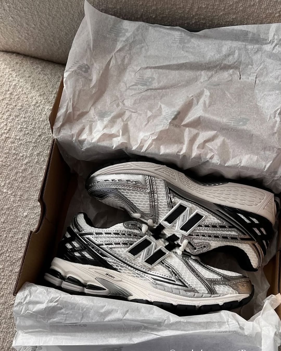 New Balance 1906R "Metallic Silver Black"