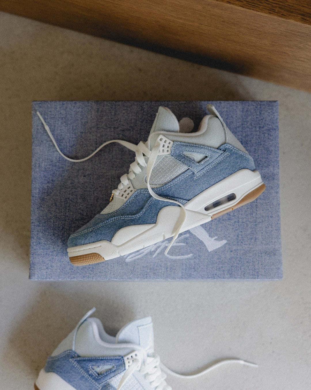 Nike Air Jordan Retro4 Denim "Worn Blue" (Semi Ua)