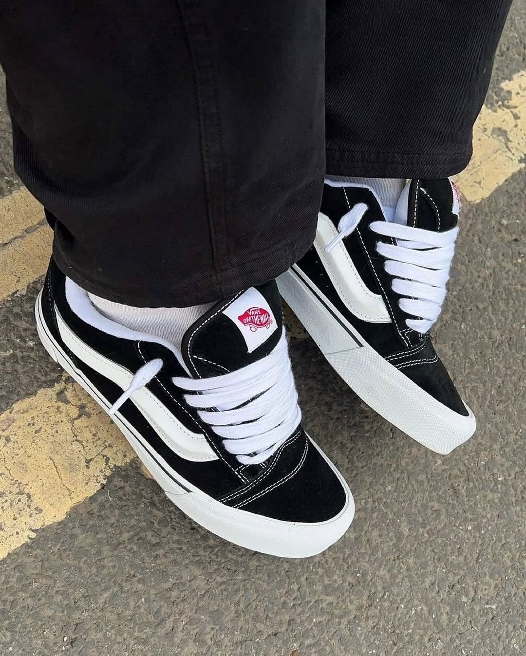 Vans Knu Skool 'Black White'