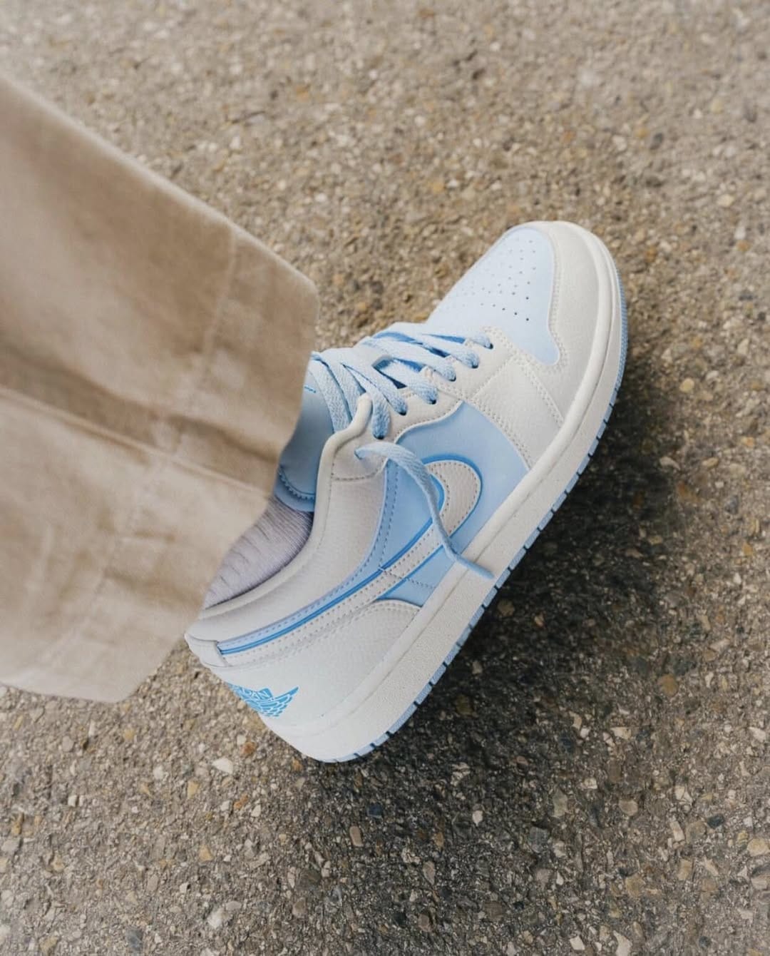 Nike Jordan 1 Low "Reverse Ice Blue"