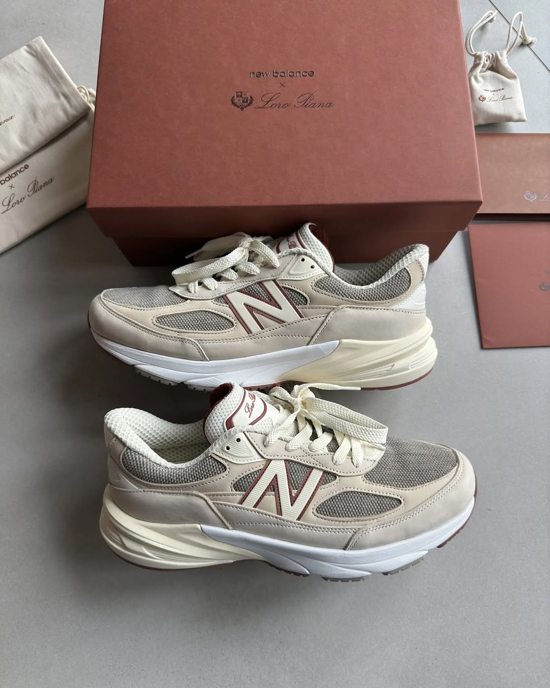 Loro Piana x New Balance 990 V6