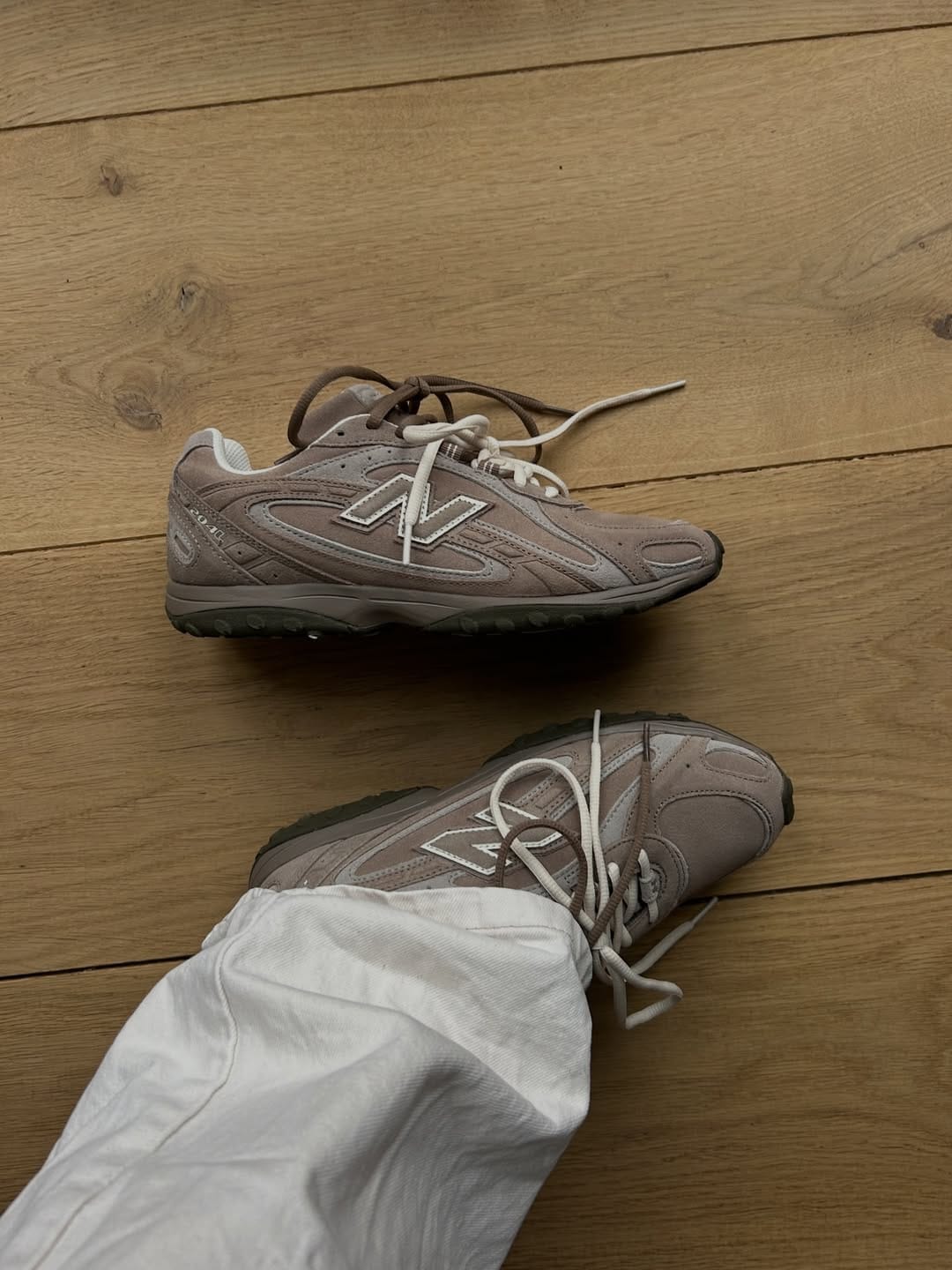 New Balance 204L "Mushroom Arid Stone"