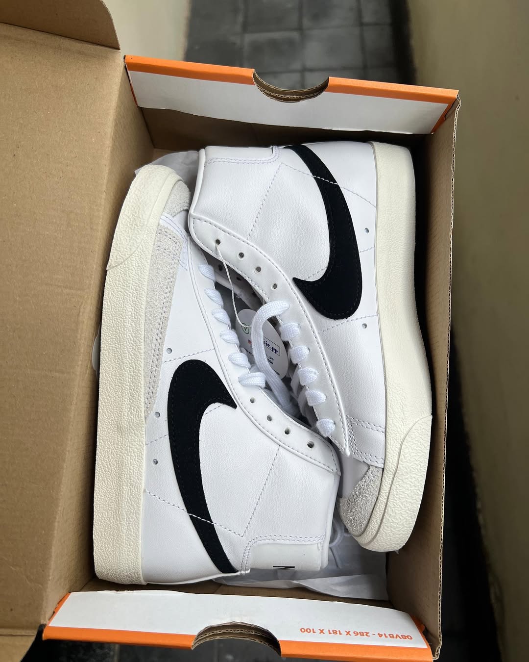 Nike Blazer Mid 77 Vintage "White Black"