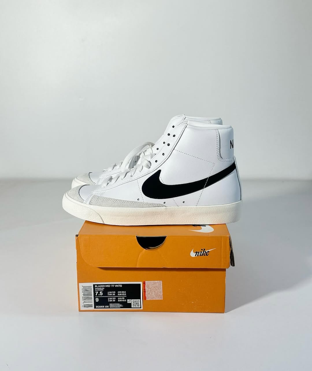 Nike Blazer Mid 77 Vintage "White Black"