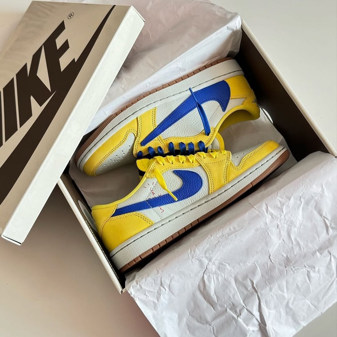 Travis Scott x Air Jordan 1 Retro Low "Canary"