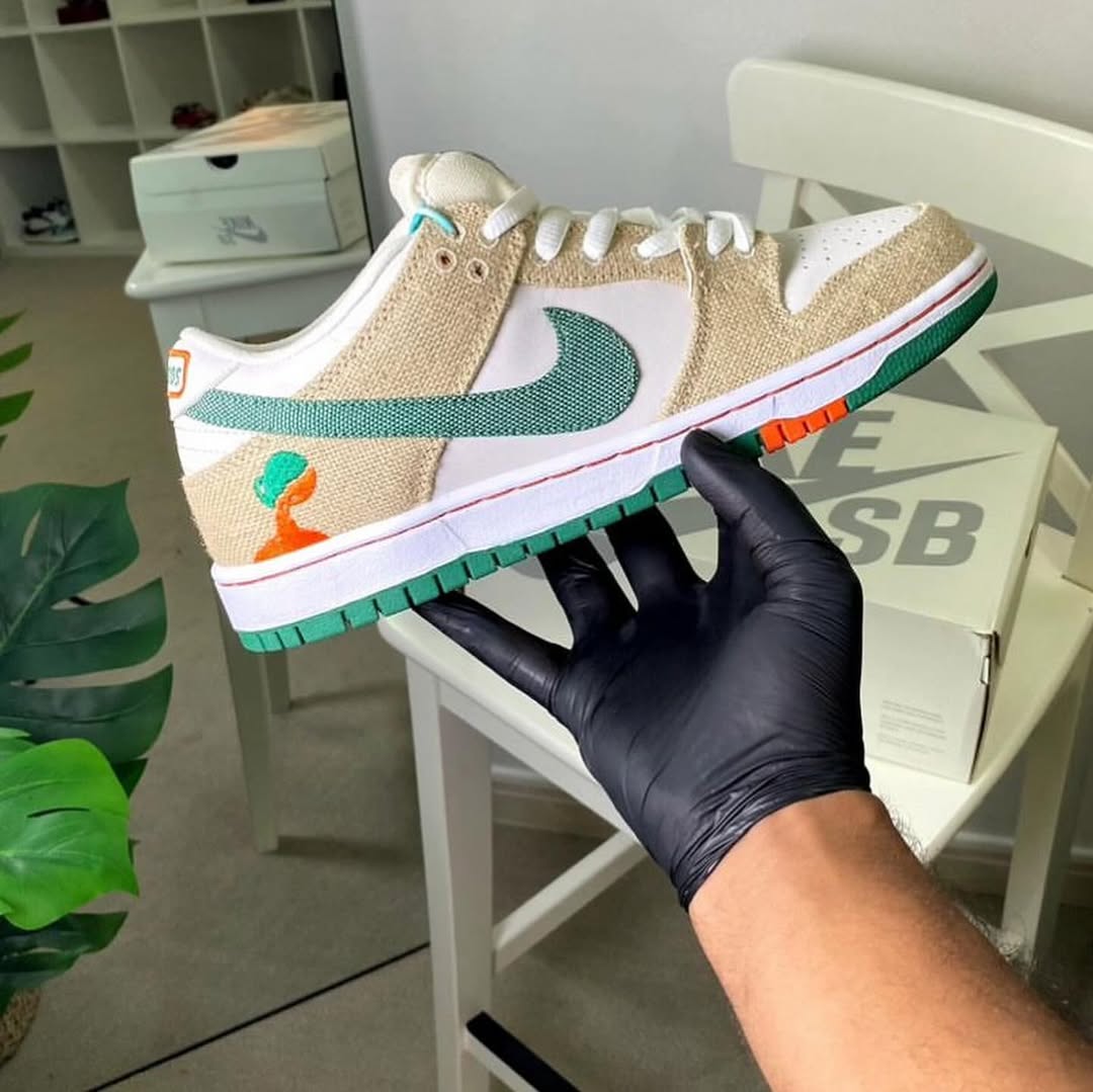 Nike SB Dunk Low x Jarritos